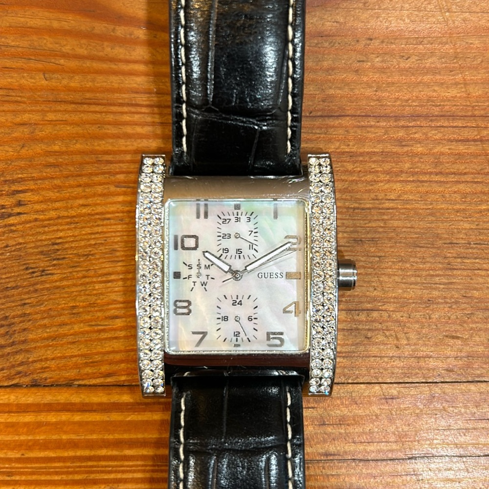 Guess Watch